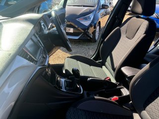 /photos/9458/39f99383-614d-7d13-3329-06c90ee907ca_i320x240.jpg
