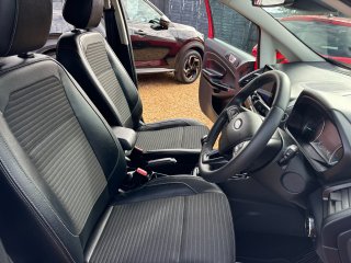 /photos/9458/3a27ee54-bc9d-4361-89a4-57aab79f5dfb_i320x240.jpg