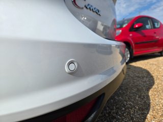 /photos/9458/8655e59a-5f0a-2509-b0d1-296892664c3a_i320x240.jpg