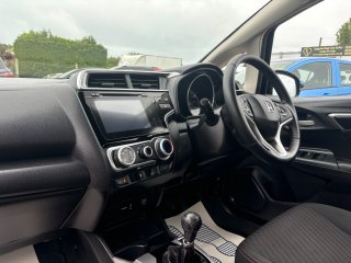 /photos/9458/94e86ea7-8f22-abc6-fc31-db0bd181f5fa_i320x240.jpg