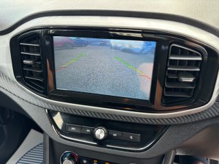/photos/9458/9ce583b6-6eff-9051-f7b5-face96303bec_i320x240.jpg