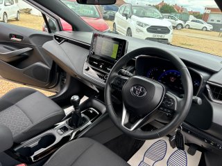 /photos/9458/c598a780-7af8-8e27-15e3-3c9de26e46a4_i320x240.jpg