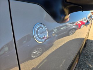/photos/9458/e3dd70f8-f198-2bc4-f5b3-ce3a6bf9d62e_i320x240.jpg